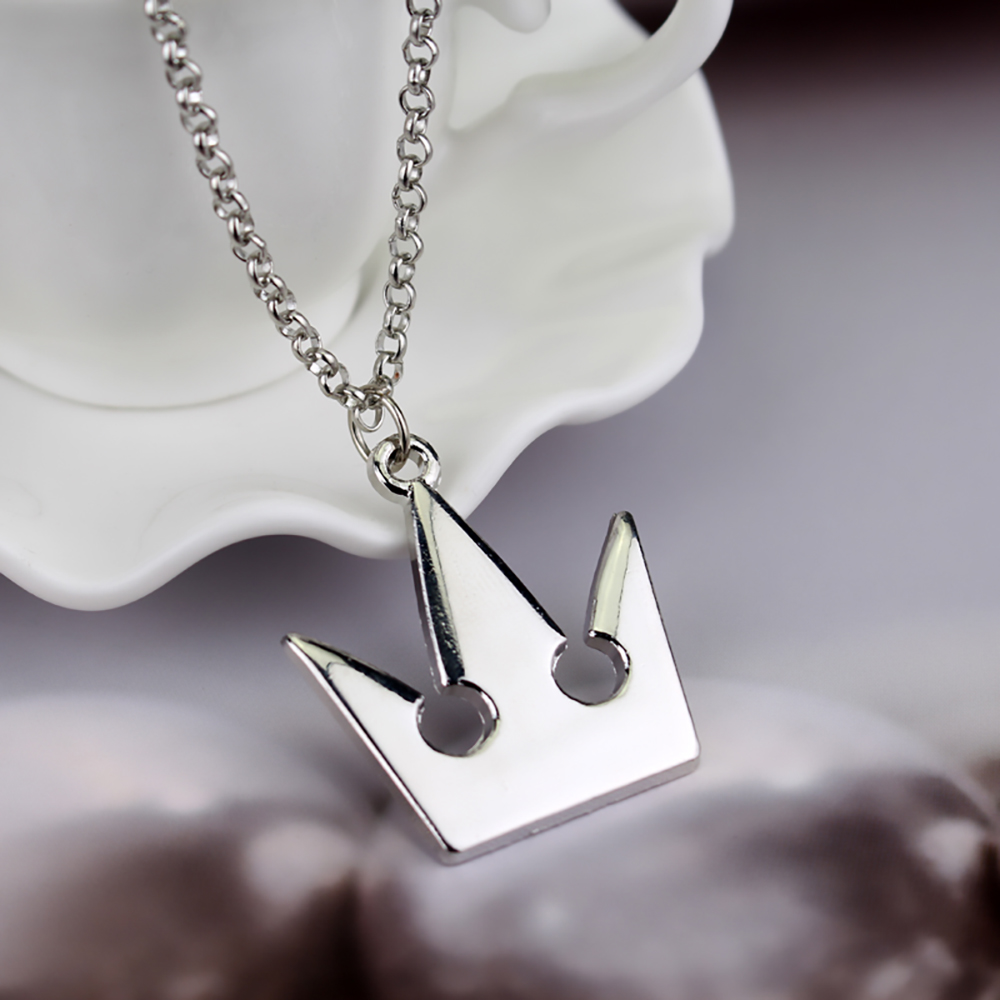 Keyblade Cosplay Prop - สร้อยคอจี้รูปดาบโซระ คิงดอมฮาร์ตส์ พร้อมมงกุฎ สำหรับผู้หญิง ผู้ชาย คอสเพลย์
